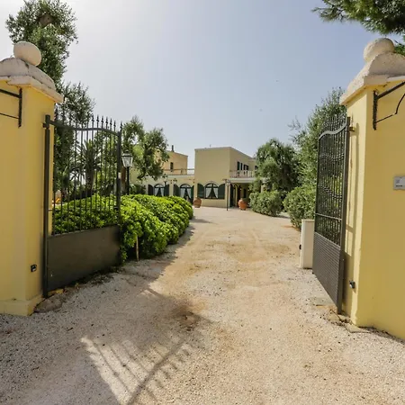 Villa *exclusive Apulian With Heated Swimming Pool*