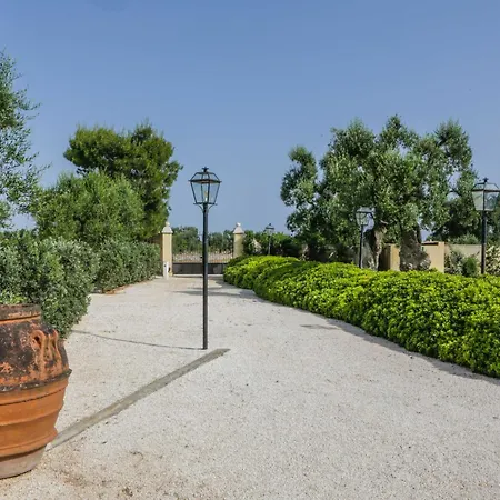 *exclusive Apulian With Heated Swimming Pool* * Villanova di Ostuni
