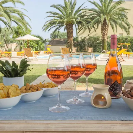 *exclusive Apulian With Heated Swimming Pool* Villa